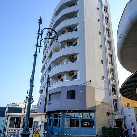 Lazuli Sea View Beachfront Ap 43 Apartament *