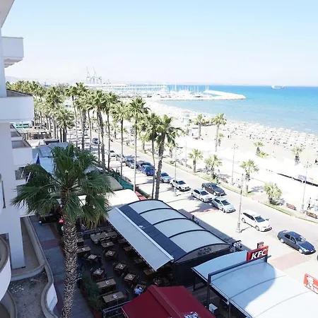 Апартаменти Lazuli Sea View Beachfront Ap 43 *