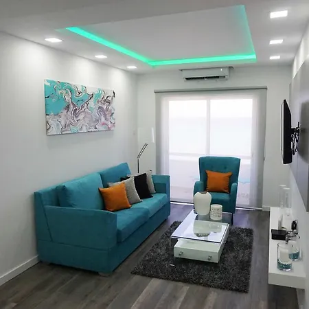 Lazuli Sea View Beachfront Ap 43 Апартаменти