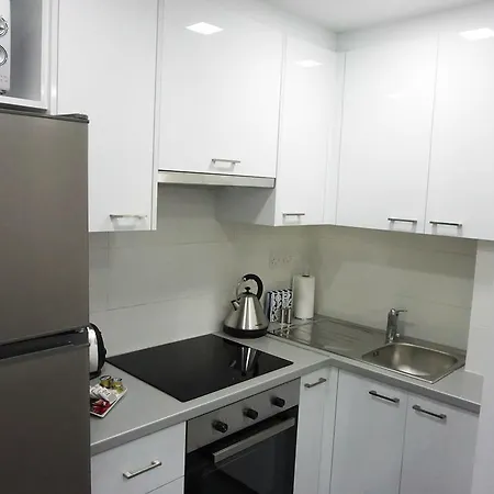 Lazuli Sea View Beachfront Ap 43 Апартаменти *