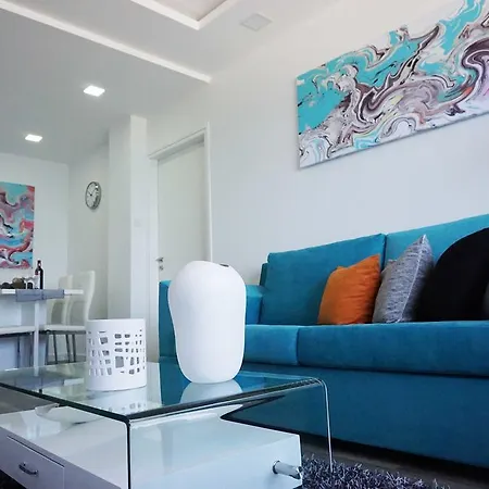 Lazuli Beachfront 43 Larnaka