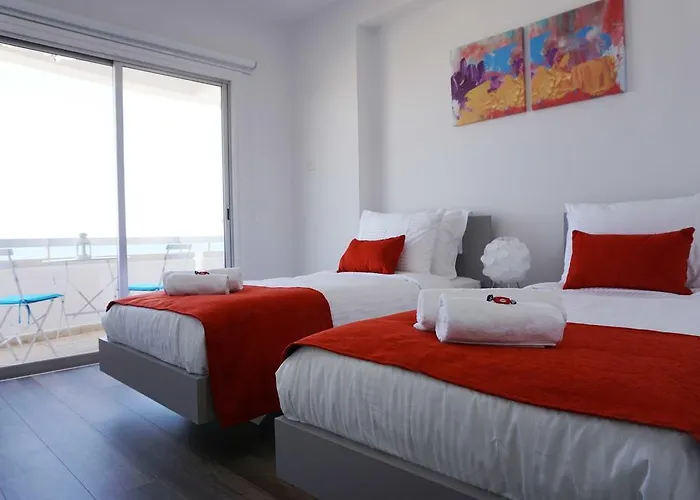 Lazuli Sea View Beachfront Ap 43