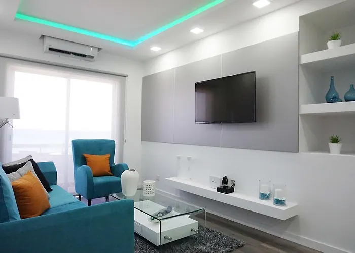 Lazuli Sea View Beachfront Ap 43 Larnaca